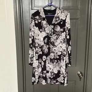 Anne Klein long sleeve dress M